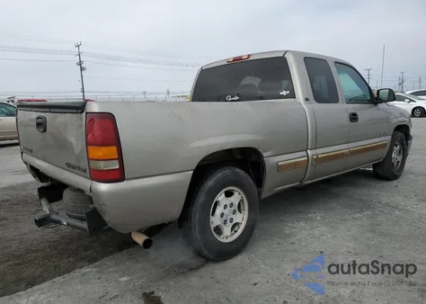2001 Chevrolet Silverado C1500 из США, поврежденный, VIN 1GCEC19VX1Z136487